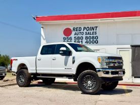 2017 FORD F250 SUPER DUTY CREW CAB PICKUP V8, TURBO DIESEL, 6.7L LARIAT PICKUP 4D 6 3/4 FT