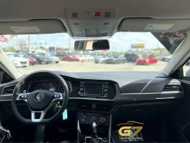 2021 Volkswagen Jetta - Image 16
