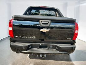 2011 CHEVROLET AVALANCHE SUV V8, FLEX FUEL, 5.3 LITER LT SPORT UTILITY PICKUP 4D 5 1/4 FT