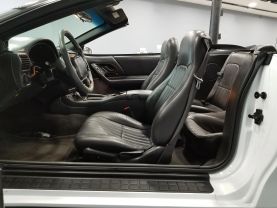 2002 CHEVROLET CAMARO CONVERTIBLE V8, 5.7 LITER Z28 CONVERTIBLE 2D