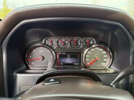 2015 GMC SIERRA 1500 CREW CAB PICKUP V8, ECOTEC3, 5.3 LITER SLT PICKUP 4D 5 3/4 FT