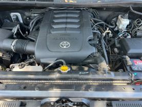 2015 TOYOTA TUNDRA CREWMAX
