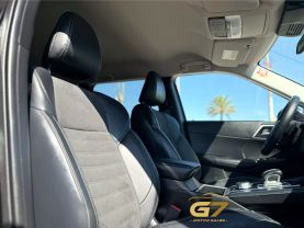 2024 Mitsubishi Outlander - Image 10