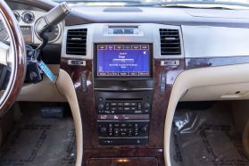 2013 CADILLAC ESCALADE SUV V8, FLEX FUEL, 6.2 LITER PREMIUM SPORT UTILITY 4D