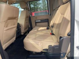 2015 FORD F250 SUPER DUTY CREW CAB PICKUP V8, TURBO DSL, 6.7L LARIAT PICKUP 4D 6 3/4 FT