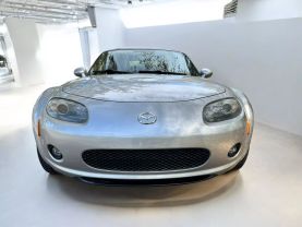 2006 MAZDA MX-5 MIATA CONVERTIBLE 4-CYL, 2.0 LITER CONVERTIBLE 2D