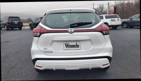 2021 Nissan Kicks S Sport Utility 4d - Image 4