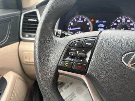 2017 HYUNDAI TUCSON SUV 4-CYL, 2.0 LITER SE SPORT UTILITY 4D