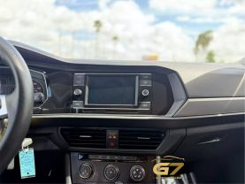 2021 Volkswagen Jetta - Image 18