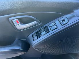 2012 HYUNDAI TUCSON SUV 4-CYL, PZEV, 2.4 LITER GLS SPORT UTILITY 4D