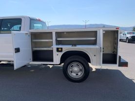 2019 FORD F350 SUPER DUTY CREW CAB 8FT KNAPHEIDE SERVICE BED TRUCK SERVICE/UTILITY TRUCKS V8, FLEX FUEL, 6.2 LITER XL PICKUP 4D 8 FT - Eddies Auto Sales