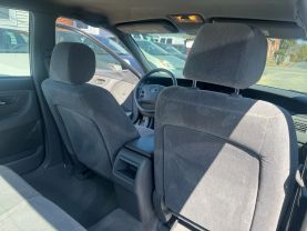 2004 TOYOTA AVALON