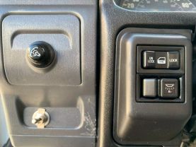 2007 ISUZU NPR HD MED DUTY 15FT LANDSCAPE BED TRUCK LANDSCAPE TRUCKS 6.0L V8 NPR HD REGULAR CAB GAS - Eddies Auto Sales