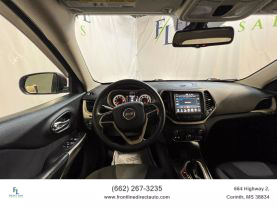 2018 JEEP CHEROKEE SUV 4-CYL, 2.4 LITER LATITUDE TECH CONNECT SPORT UTILITY 4D