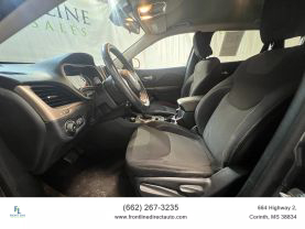 2016 JEEP CHEROKEE SUV V6, 3.2 LITER LATITUDE SPORT UTILITY 4D