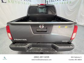 2016 NISSAN FRONTIER CREW CAB PICKUP V6, 4.0 LITER DESERT RUNNER PICKUP 4D 5 FT