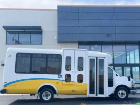 2014 CHEVROLET EXPRESS COMMERCIAL CUTAWAY CUTAWAY V8, FLEX FUEL, 6.0 LITER 4500 CUTAWAY VAN 2D - The Auto Lot