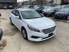2017 HYUNDAI SONATA SEDAN 4-CYL, PZEV, 2.4 LITER SE SEDAN 4D at Motors On Wheels - used car dealership in Houston, Texas.