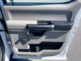 2019 FORD F350 SUPER DUTY CREW CAB 8FT KNAPHEIDE SERVICE BED TRUCK SERVICE/UTILITY TRUCKS V8, 6.2 LITER XL PICKUP 4D - Eddies Auto Sales