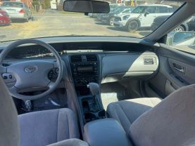 2004 TOYOTA AVALON