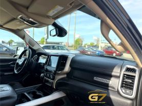 2019 Ram 1500 Crew Cab - Image 11