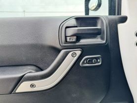 2017 JEEP WRANGLER UNLIMITED SUV V6, 3.6 LITER SAHARA SPORT UTILITY 4D