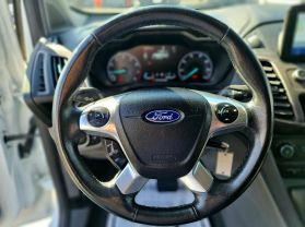 2020 Ford Transit Connect Cargo Van - Image 16