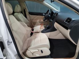 2013 Volkswagen Jetta Sportwagen - - Image 28