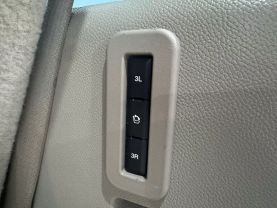 2017 LINCOLN NAVIGATOR SUV V6, TWIN TURBO, 3.5 LITER SELECT SPORT UTILITY 4D