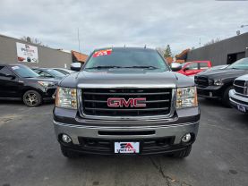 2010 GMC SIERRA 1500 CREW CAB PICKUP V8, FLEX FUEL, 5.3 LITER SLE PICKUP 4D 5 3/4 FT