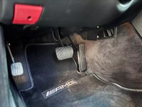 1995 MERCEDES-BENZ E500 - - SEDAN