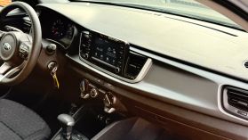 2019 Kia Rio - Image 11