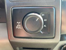 2019 FORD F350 SUPER DUTY CREW CAB 8FT KNAPHEIDE SERVICE BED TRUCK SERVICE/UTILITY TRUCKS V8, 6.2 LITER XL PICKUP 4D - Eddies Auto Sales