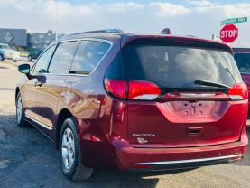2017 CHRYSLER PACIFICA VAN V6, 3.6 LITER TOURING-L PLUS MINIVAN 4D