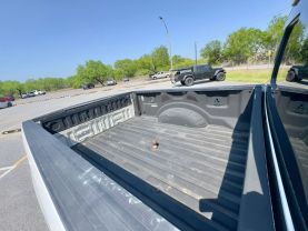 2017 FORD F250 SUPER DUTY CREW CAB PICKUP V8, TURBO DIESEL, 6.7L LARIAT PICKUP 4D 6 3/4 FT