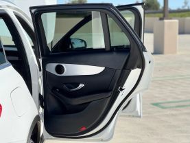 2019 MERCEDES-BENZ GLC SUV 4-CYL, TURBO, 2.0 LITER GLC 300 SPORT UTILITY 4D