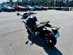 2024 SUZUKI GSX800FRQM4 GSX-8R SPORTBIKES - -