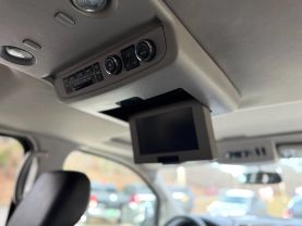 2011 NISSAN ARMADA SUV V8, 5.6 LITER PLATINUM SPORT UTILITY 4D