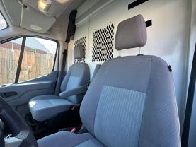 2018 Ford Transit 250 Van - Image 8