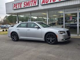 2022 Chrysler 300300s V6 Sedan 4d - Image 5