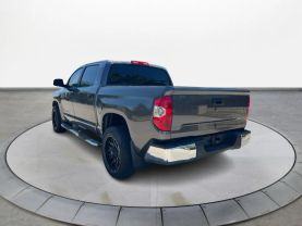 2015 TOYOTA TUNDRA CREWMAX