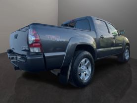 2009 TOYOTA TACOMA DOUBLE CAB PICKUP V6, 4.0 LITER PRERUNNER PICKUP 4D 5 FT