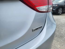 2013 HYUNDAI ELANTRA SEDAN 4-CYL, PZEV, 1.8 LITER LIMITED SEDAN 4D