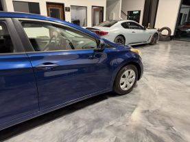 2016 HYUNDAI ELANTRA - - -