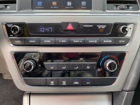 2016 HYUNDAI SONATA SEDAN 4-CYL, PZEV, 2.4 LITER SE SEDAN 4D at Motors On Wheels - used car dealership in Houston, Texas.