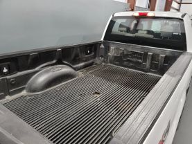 2017 Ford F250 Super Duty Crew Cab - - Image 30