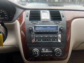 2006 Cadillac Dts - Image 12