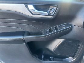 2021 Ford Escape Se Sport Utility 4d - Image 17