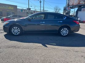 2017 Nissan Altima - Image 7