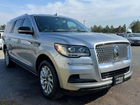 2022 Lincoln Navigator L Standard Sport Utility 4d - Image 11